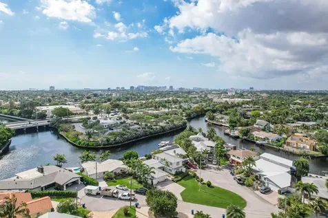 2140 NE 24th Street Wilton Manors FL 33305