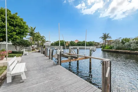 2140 NE 24th Street Wilton Manors FL 33305