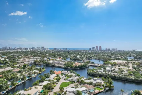 2140 NE 24th Street Wilton Manors FL 33305
