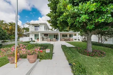 2140 NE 24th Street Wilton Manors FL 33305
