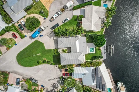 2140 NE 24th Street Wilton Manors FL 33305