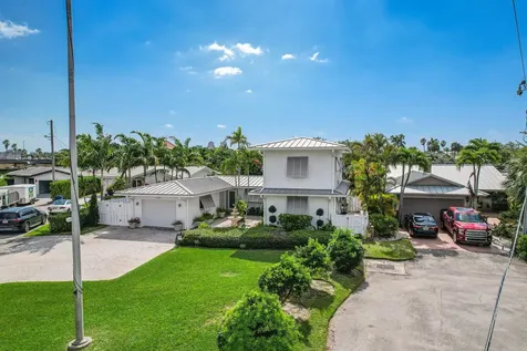 2140 NE 24th Street Wilton Manors FL 33305