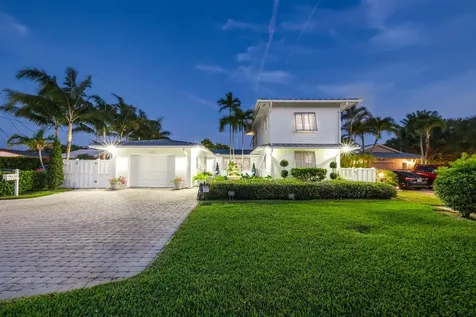 2140 NE 24th Street Wilton Manors FL 33305