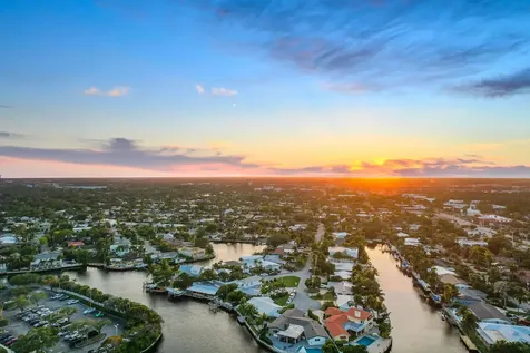 2140 NE 24th Street Wilton Manors FL 33305