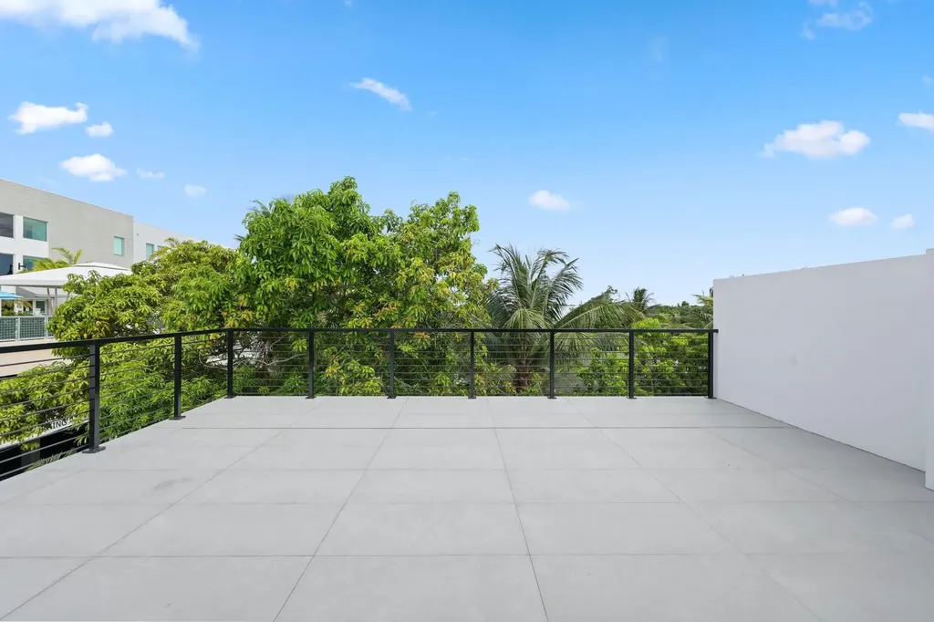 204 Osceola Park Lane Delray Beach FL 33483
