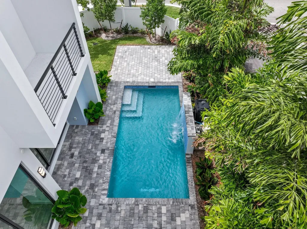 204 Osceola Park Lane Delray Beach FL 33483