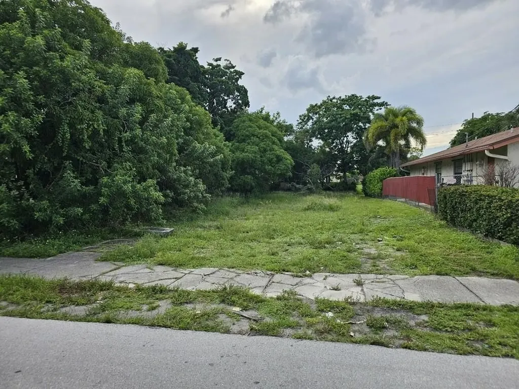 265 NW 1st Avenue Deerfield Beach FL 33441