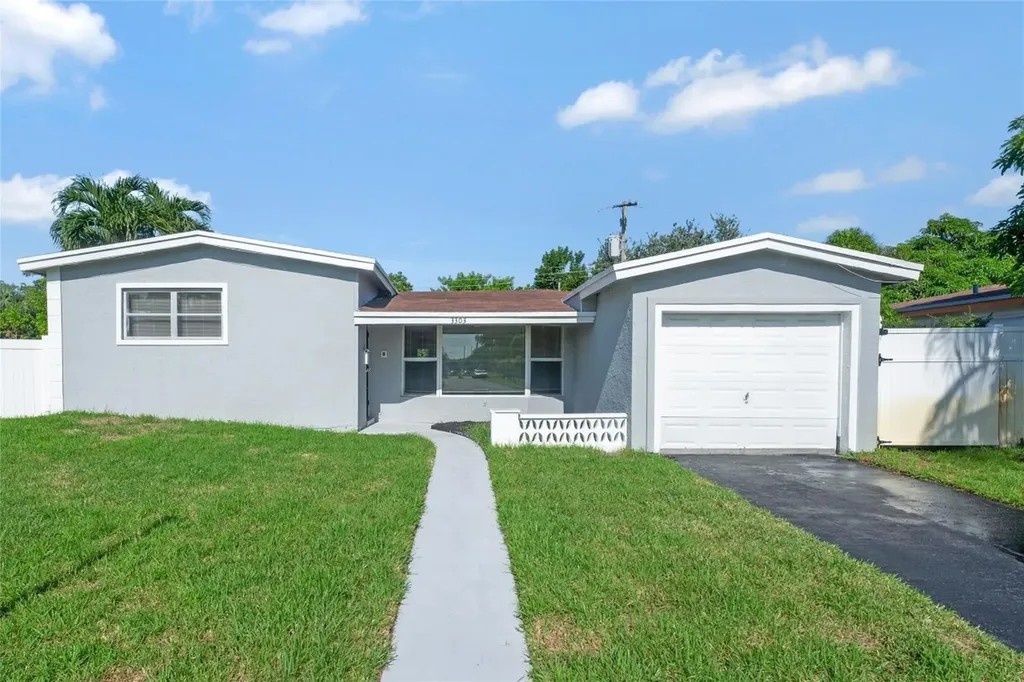 3303 NW 37th Avenue Lauderdale Lakes FL 33309