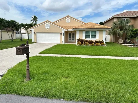 10561 Pebble Cove Lane Boca Raton FL 33498