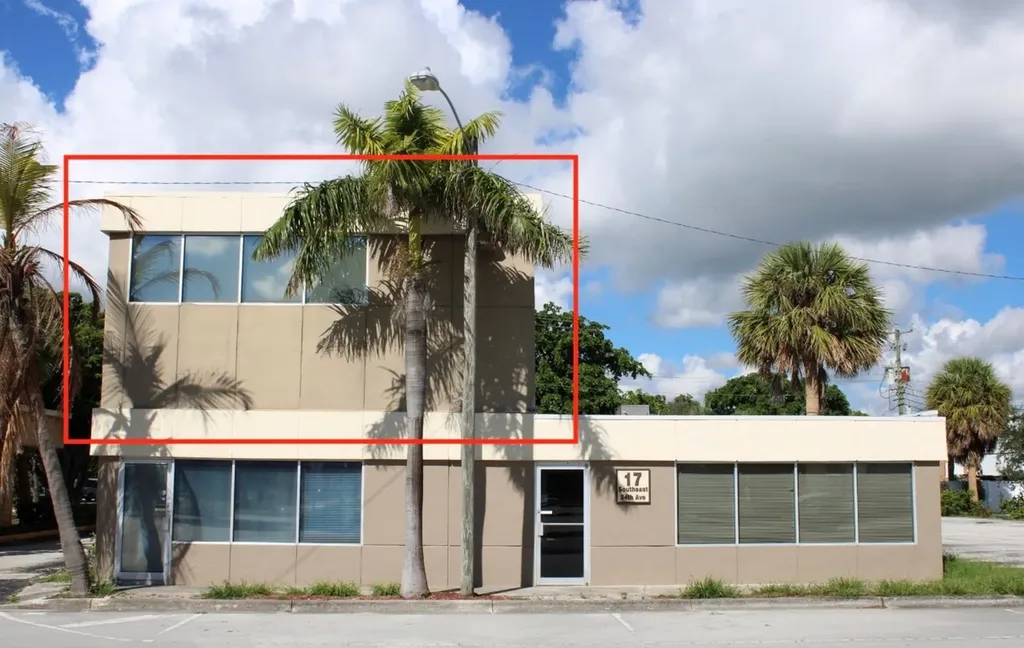 17 SE 24th Avenue Pompano Beach FL 33062