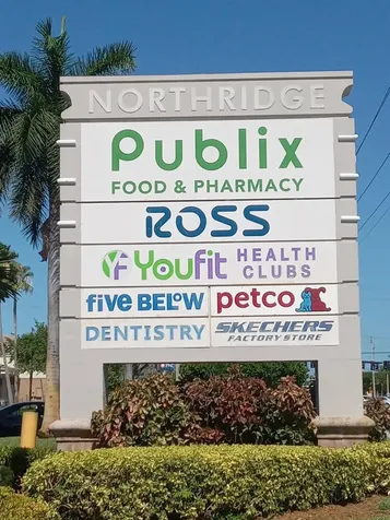 850 E Commercial Boulevard Oakland Park FL 33334