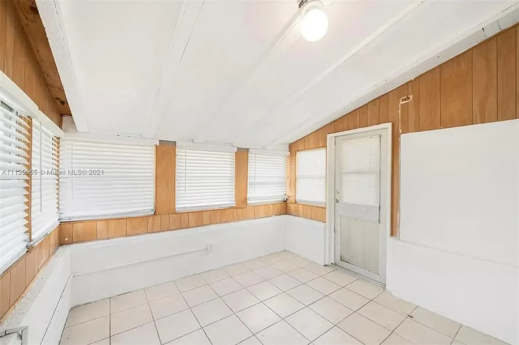 511 NW 18th Street Pompano Beach FL 33060