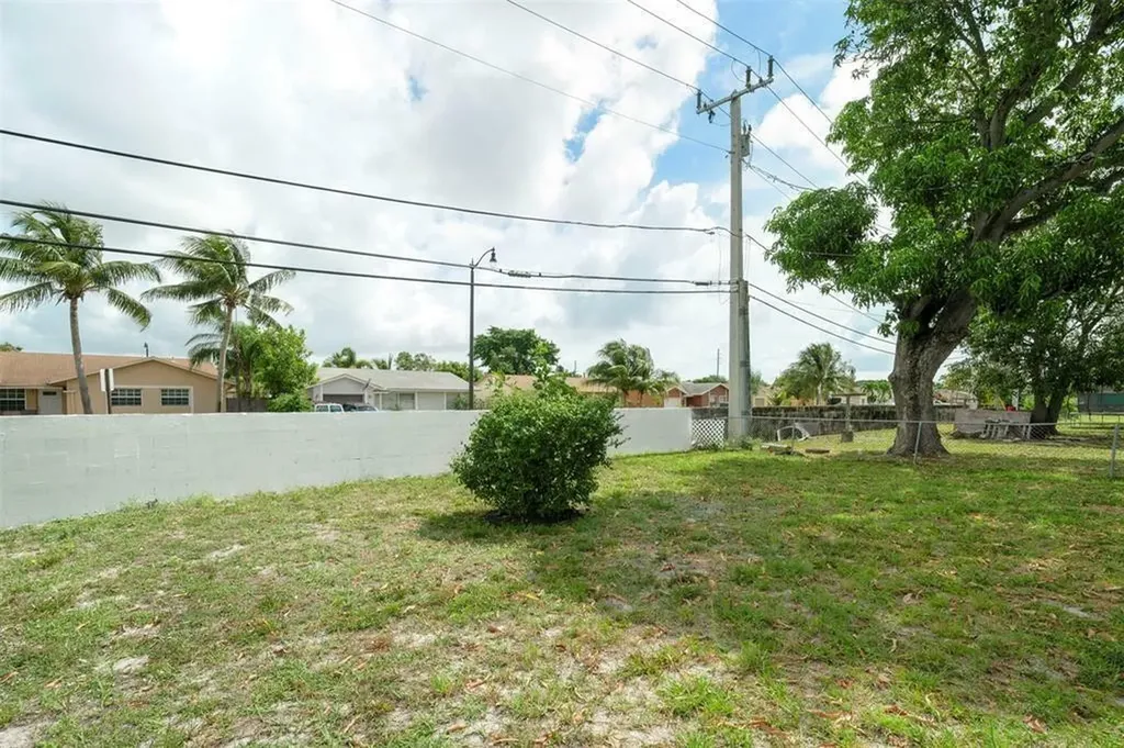511 NW 18th Street Pompano Beach FL 33060