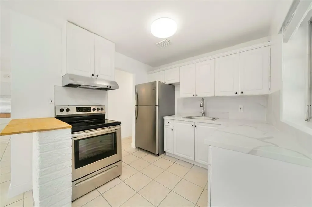 511 NW 18th Street Pompano Beach FL 33060
