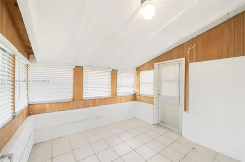 511 NW 18th Street Pompano Beach FL 33060