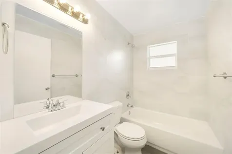 511 NW 18th Street Pompano Beach FL 33060
