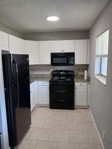 173 NW 42nd Street Oakland Park FL 33309