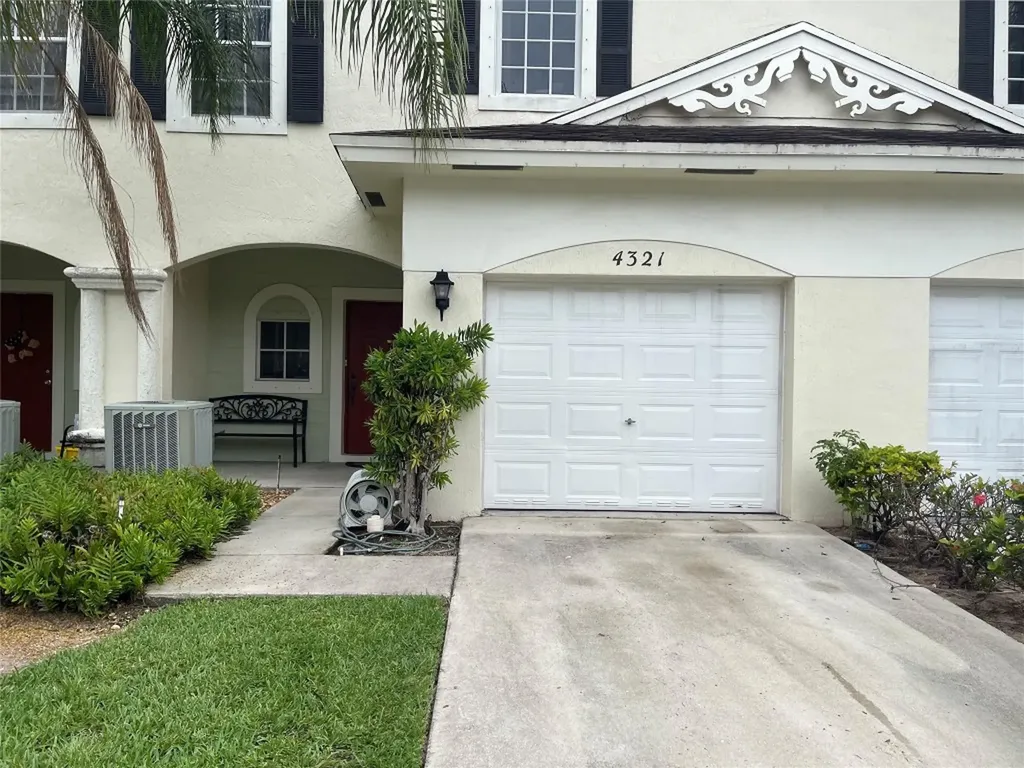 4321 Emerald Vista Lake Worth FL 33461