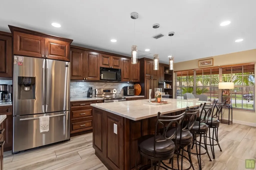 4340 NW 4th Court Coconut Creek FL 33066