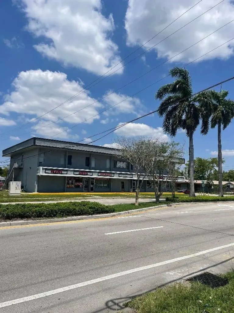 1075 Sunset Strip Sunrise FL 33313