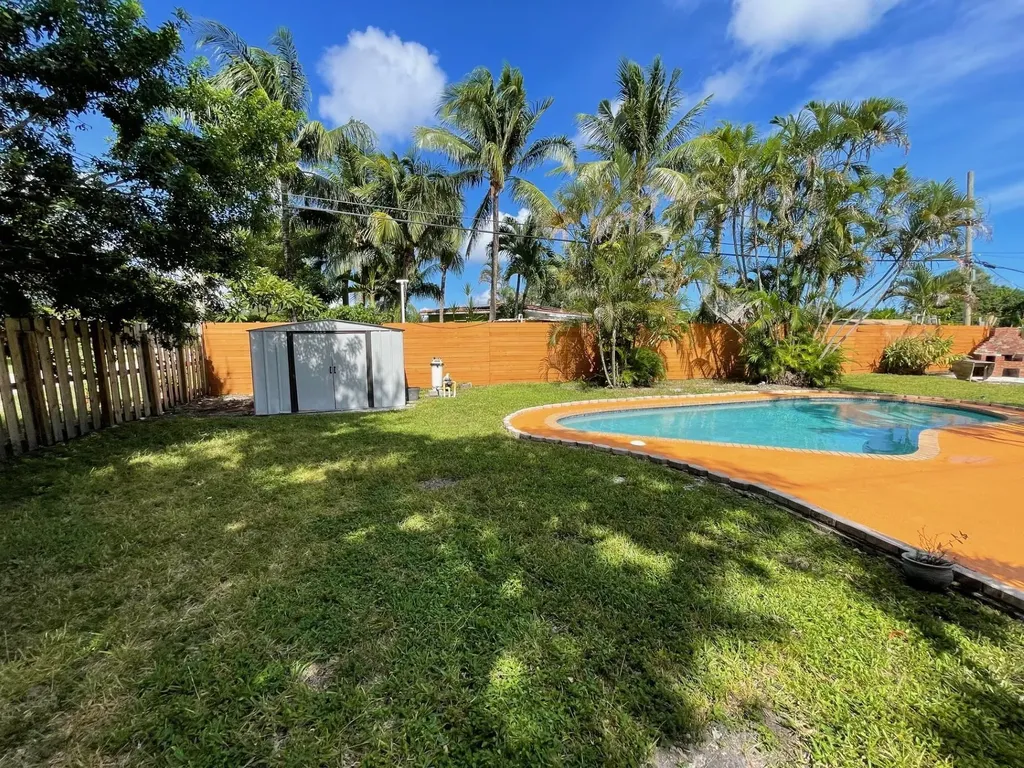 1809 NW 13th Court Fort Lauderdale FL 33311