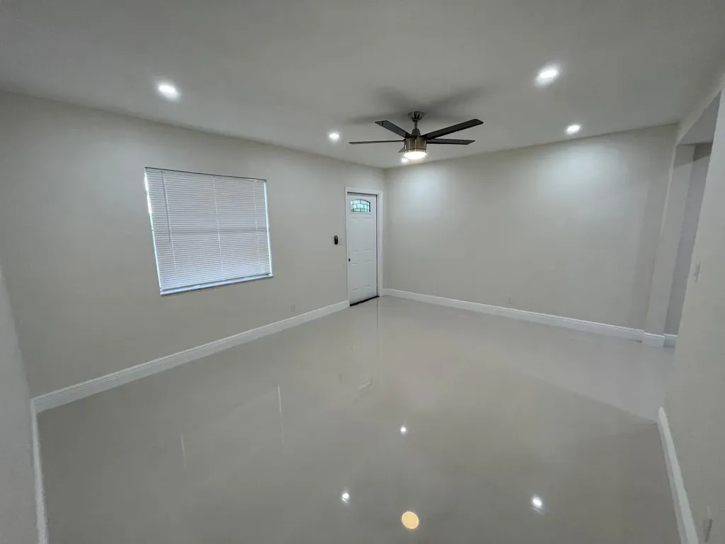 1809 NW 13th Court Fort Lauderdale FL 33311