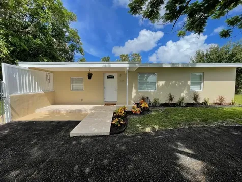 1809 NW 13th Court Fort Lauderdale FL 33311