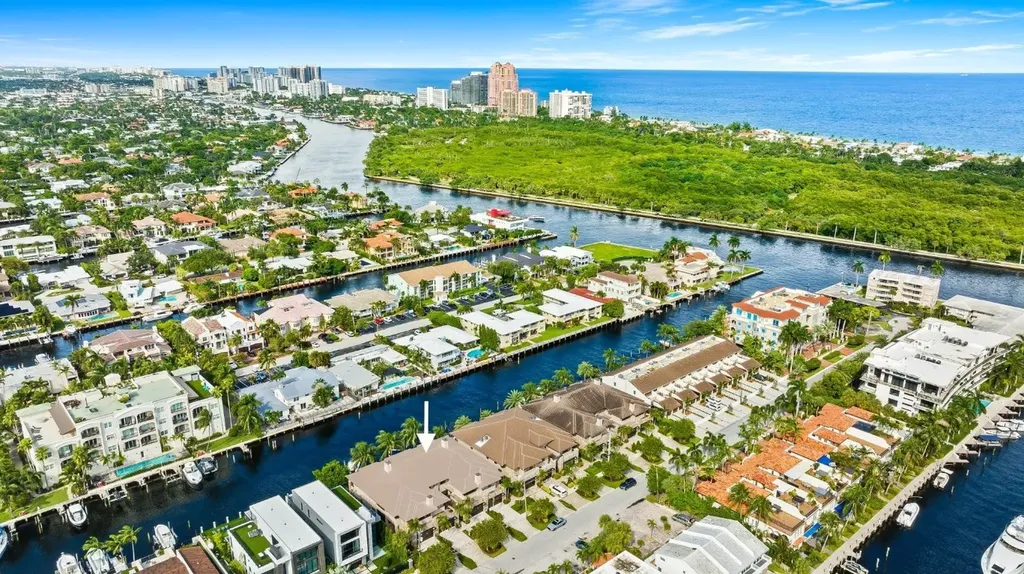 2727 NE 14th Street Fort Lauderdale FL 33304