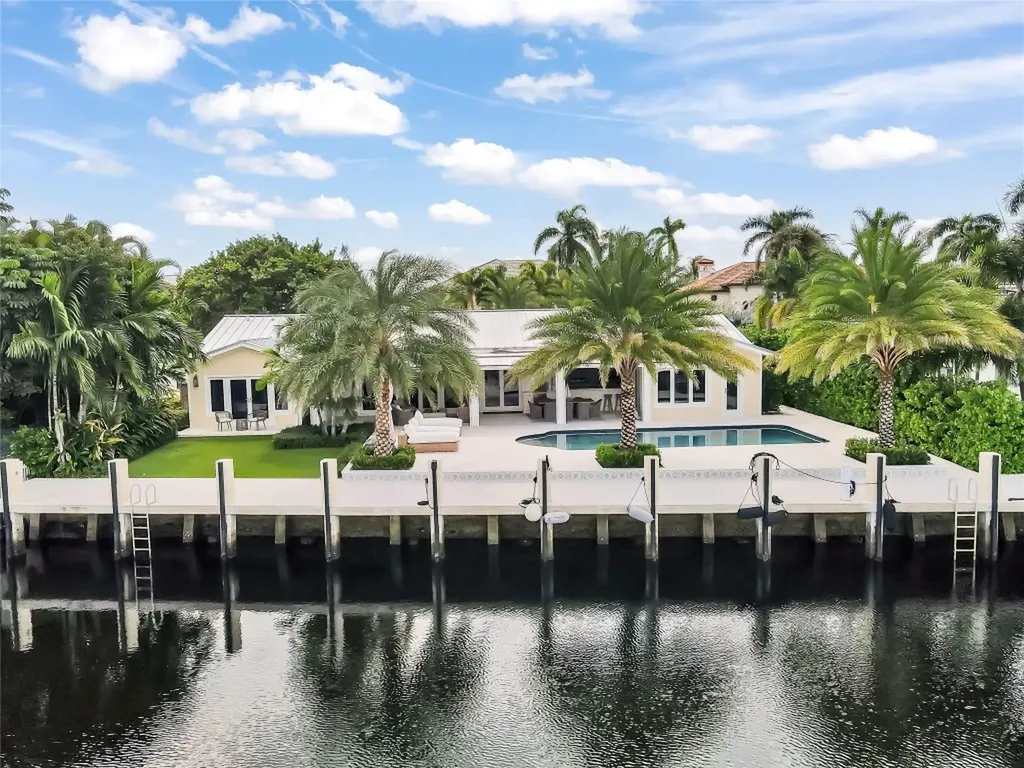 2501 NE 33rd Street Lighthouse Point FL 33064