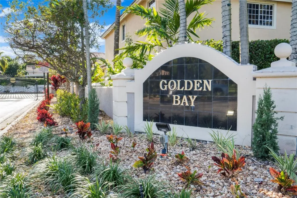 12154 NW 46th Street Coral Springs FL 33076