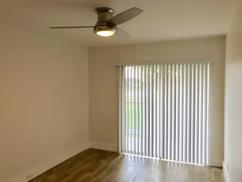 300 SW 134th Way Hollywood FL 33027