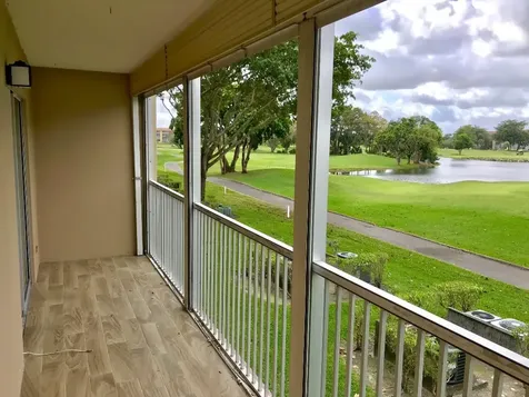 300 SW 134th Way Hollywood FL 33027