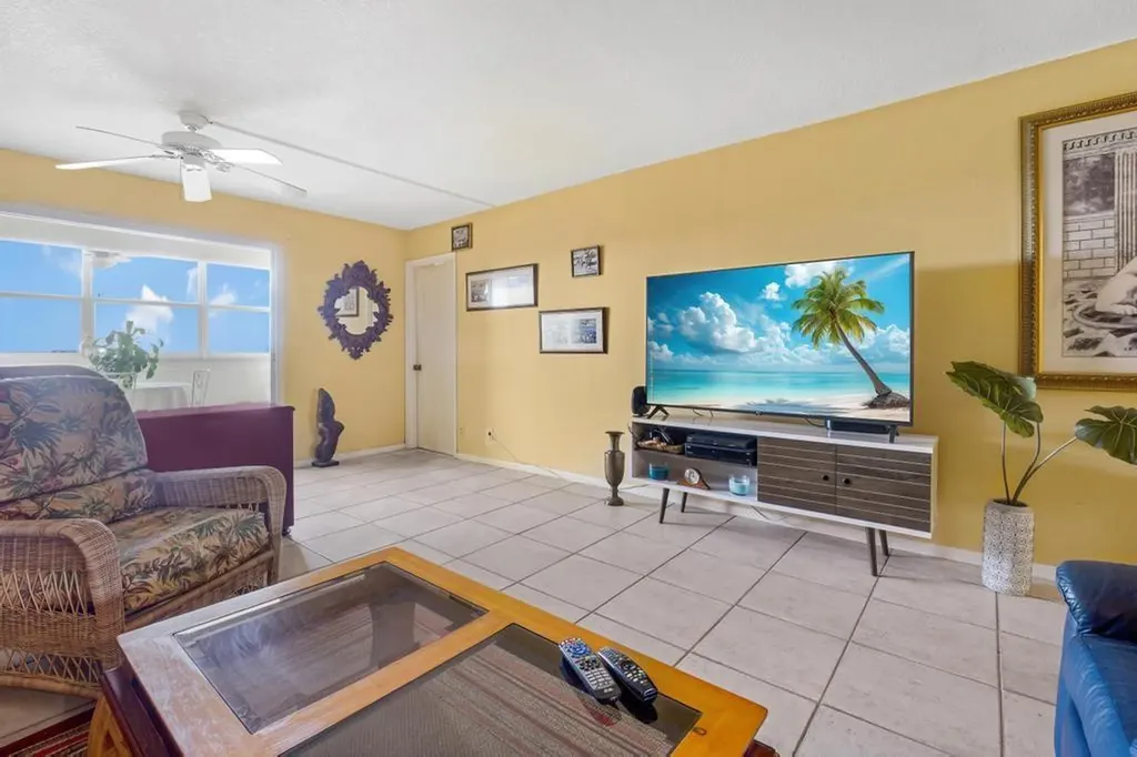 401 Briny Avenue Pompano Beach FL 33062