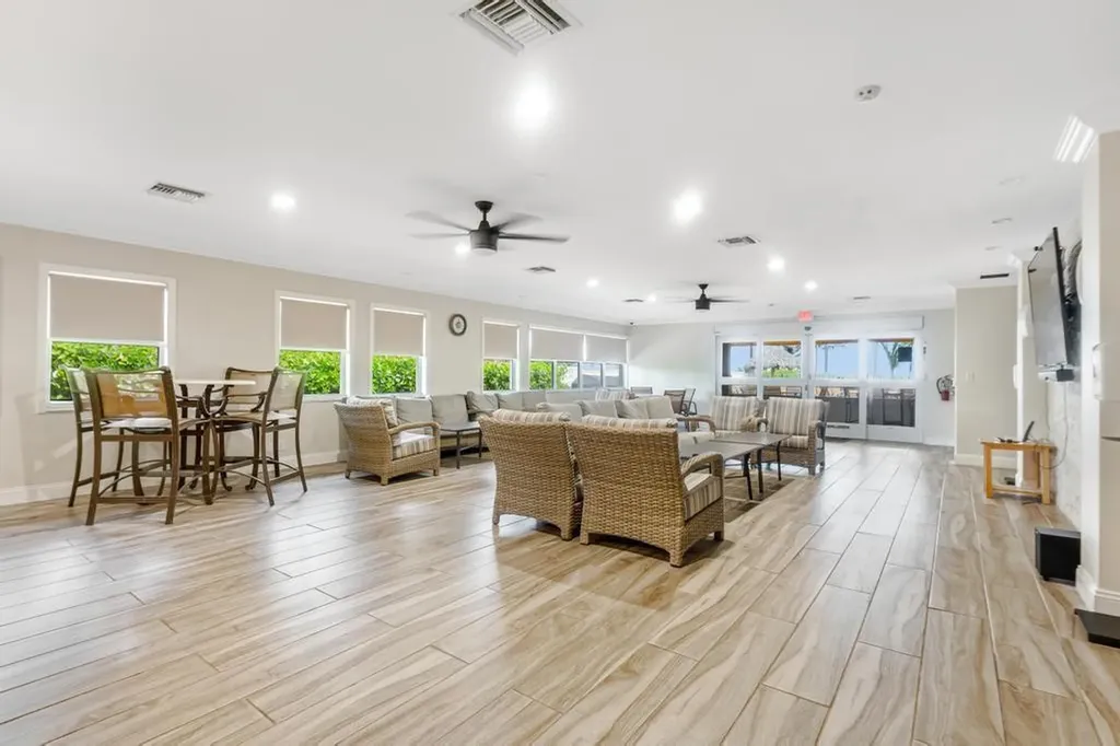 401 Briny Avenue Pompano Beach FL 33062