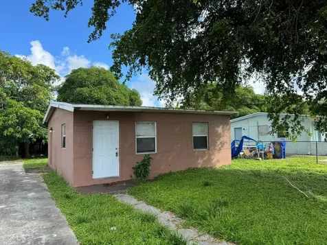 2443 NW 4th Court Pompano Beach FL 33069
