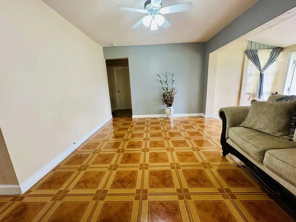 2411 Plunkett Street Hollywood FL 33020