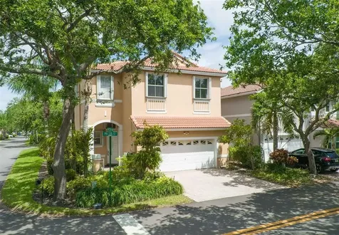 1145 Pin Oak Street Hollywood FL 33019
