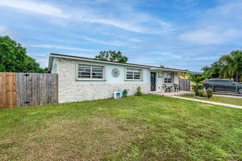 19532 SW 120th Avenue Miami FL 33177
