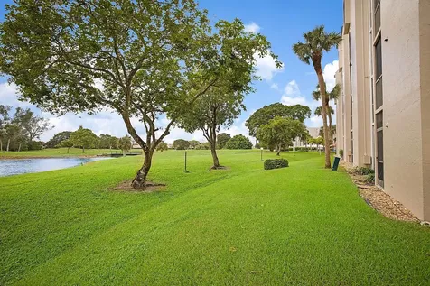 3485 Environ Boulevard Lauderhill FL 33319