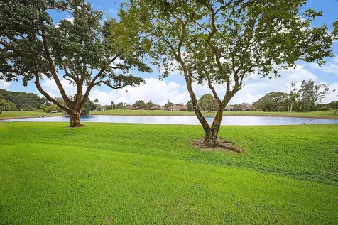 3485 Environ Boulevard Lauderhill FL 33319