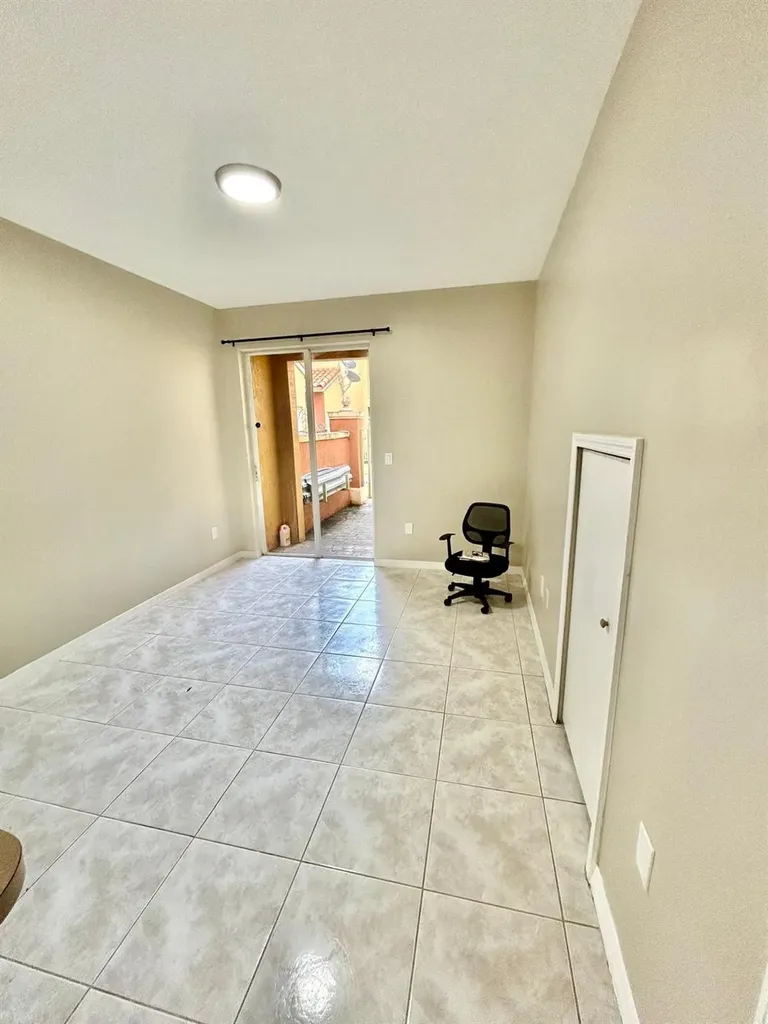 732 SW 106th Avenue Hollywood FL 33025