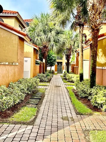 732 SW 106th Avenue Hollywood FL 33025