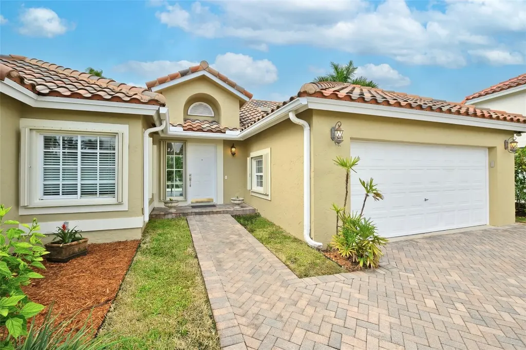 1215 Balboa Court Weston FL 33326