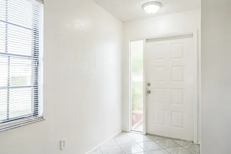 390 SW Colesbury Avenue Port St Lucie FL 34953