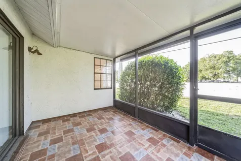 390 SW Colesbury Avenue Port St Lucie FL 34953