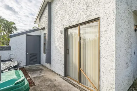 390 SW Colesbury Avenue Port St Lucie FL 34953
