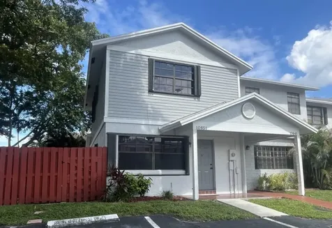 10651 NW 1st Street Pembroke Pines FL 33026