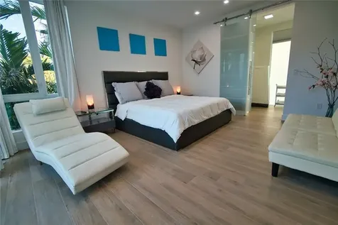 3325 NE 18th Fort Lauderdale FL 33305
