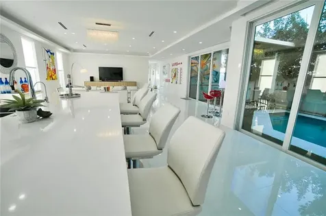 3325 NE 18th Fort Lauderdale FL 33305