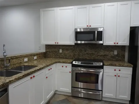 2299 NE 9th Avenue Wilton Manors FL 33305